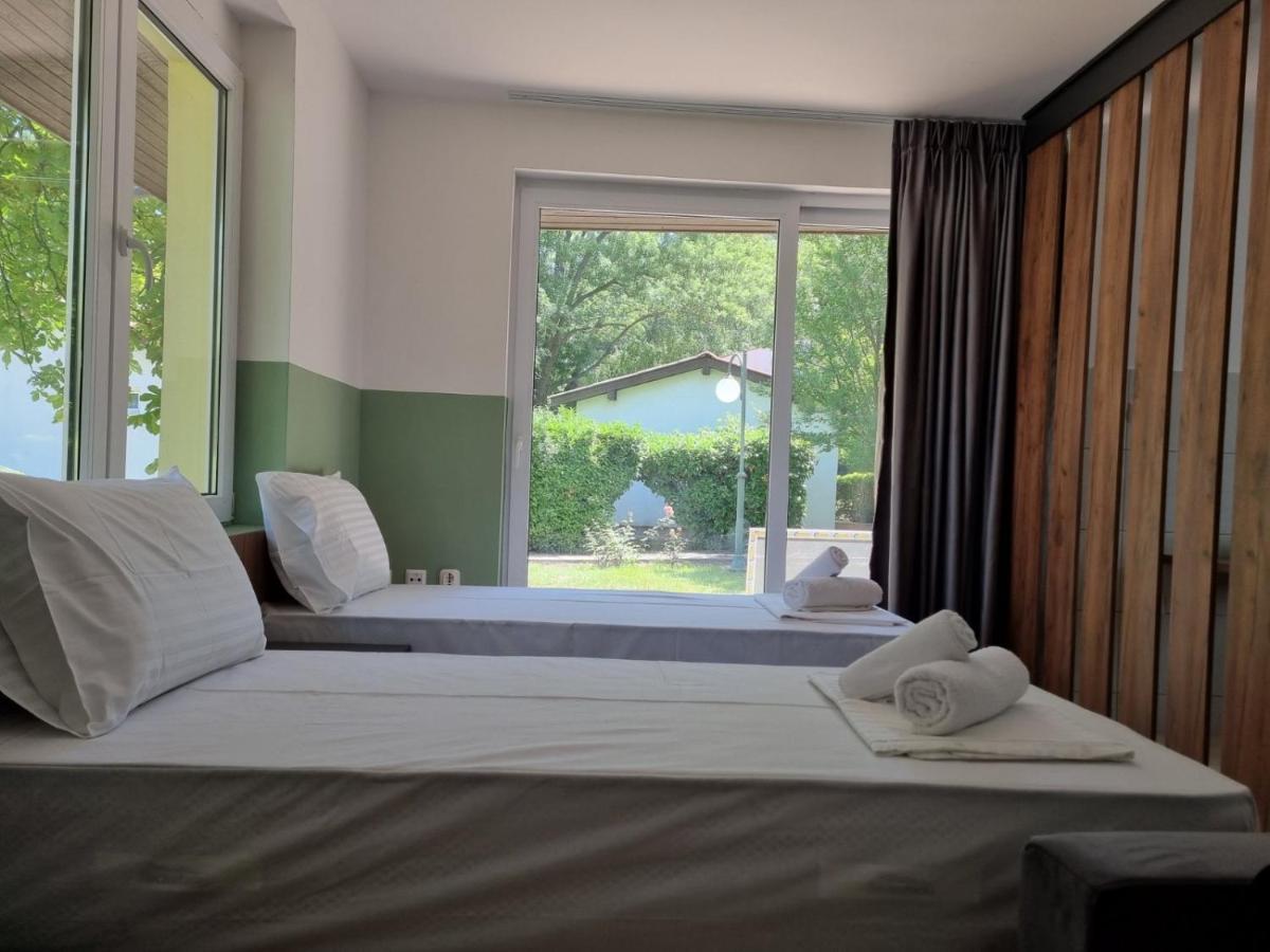 Fuk-Tak'S Bungalow Dojran Esterno foto
